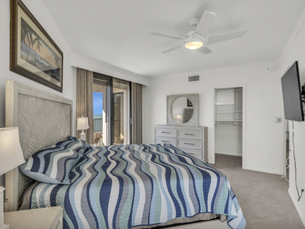 South end Marco Island Luxury Condo 3 month minimum